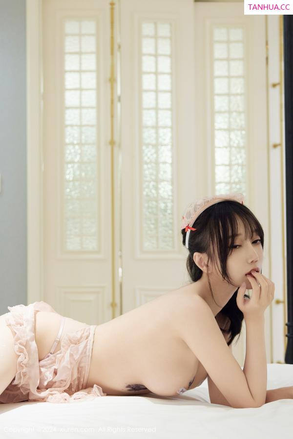 玥儿玥  [XiuRen]高清写真图 2024.08.16 No.9027 玥儿玥er 丝袜美腿第50张图片